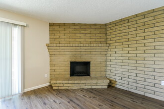 19232 N 5th Ave in Phoenix, AZ - Building Photo - Building Photo