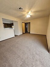 1515 Elk Cir in Norman, OK - Foto de edificio - Building Photo