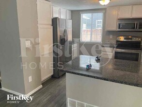 6243 Xavier St in Arvada, CO - Foto de edificio - Building Photo