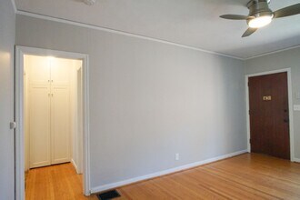 334 NW 22nd Ave in Portland, OR - Foto de edificio - Building Photo