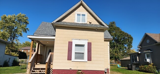 property at 115 E Conron Ave