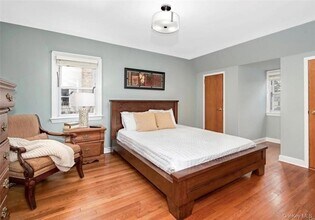 149 Clarence Rd, Unit S-0255 in Scarsdale, NY - Building Photo - Building Photo