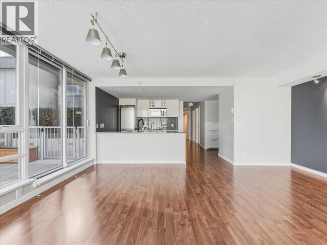 788 Hamilton St in Vancouver, BC - Building Photo - Building Photo