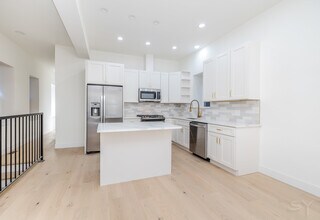 1830 S Peoria St in Chicago, IL - Building Photo - Building Photo