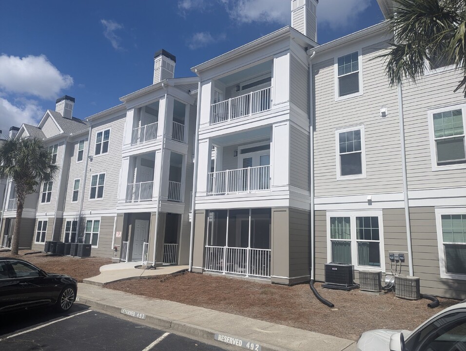 130 River Landing Dr in Charleston, SC - Building Photo