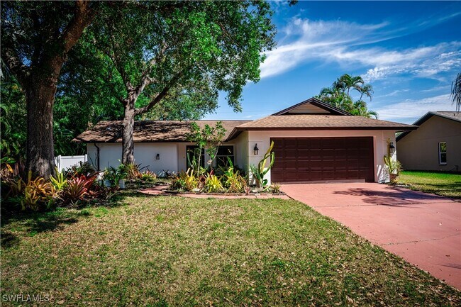 5769 Beechwood Trail in Ft. Myers, FL - Building Photo - Building Photo