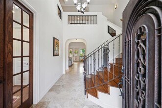 8525 Briarwood Ln in Dallas, TX - Building Photo - Building Photo