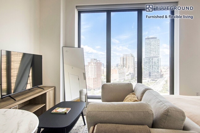 545 Vanderbilt Ave
