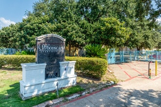 Woodscape Apartments in Houston, TX - Foto de edificio - Building Photo