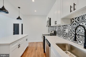 3860 Falls Rd in Baltimore, MD - Building Photo - Building Photo