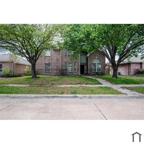 property at 3212 Avery Ln