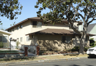 PRIME ALHAMBRA - 5 UNITS WITH HUGE UPSIDE in Alhambra, CA - Foto de edificio - Building Photo