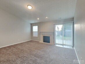 3207 Rolling Knoll Ln in Columbus, IN - Building Photo - Building Photo