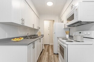 44 Emma in Guelph, ON - Building Photo