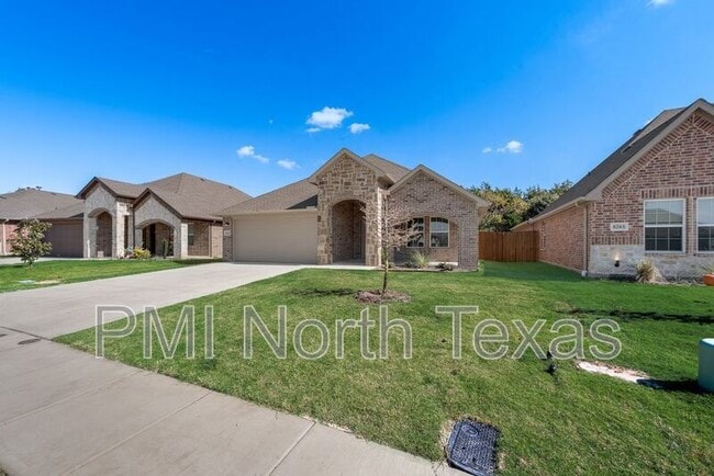 8201 Scott Ln in Greenville, TX - Building Photo - Building Photo