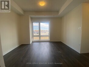 10 Liben Wy in Toronto, ON - Building Photo - Building Photo