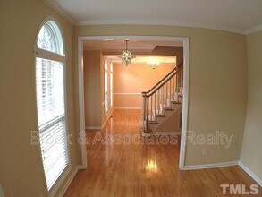 202 Sterling Ridge Way in Cary, NC - Building Photo - Building Photo