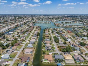 508 SE 9th Pl in Cape Coral, FL - Building Photo - Building Photo