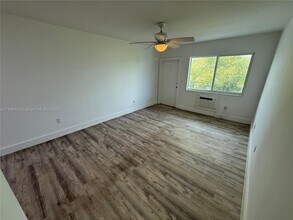 935 Jefferson Ave in Miami Beach, FL - Building Photo - Building Photo