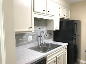2467 River Oaks Blvd in Jackson, MS - Building Photo - Building Photo