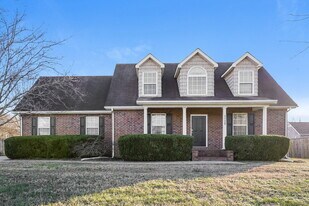 1729 Cason Trail in Murfreesboro, TN - Building Photo
