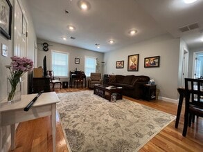 4 Appleton St, Unit 3 in Quincy, MA - Building Photo - Building Photo