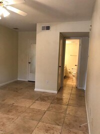 845 Augusta Dr photo'