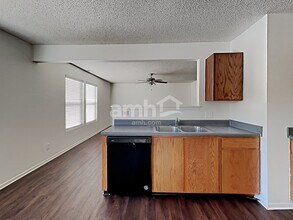 9649 W Constellation Dr in Pendleton, IN - Foto de edificio - Building Photo