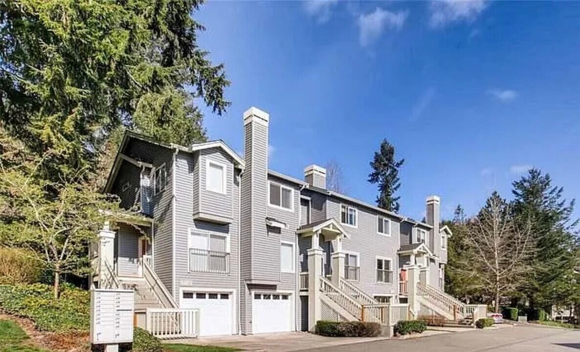 9307 176th Pl NE in Redmond, WA - Building Photo