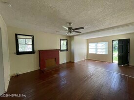 3857 Carmona St in Jacksonville, FL - Building Photo