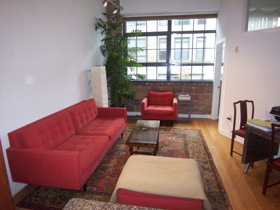 1400 Church St NW in Washington, DC - Building Photo