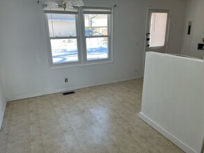 2019 Miller Dr in Lawrence, KS - Building Photo - Building Photo