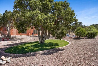 28 Canon Escondido in Sandia Park, NM - Foto de edificio - Building Photo