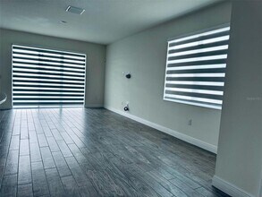 9304 Gulf Hvn Dr in Parrish, FL - Building Photo - Building Photo