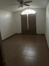 331 Velino Ave in Las Vegas, NV - Building Photo - Building Photo