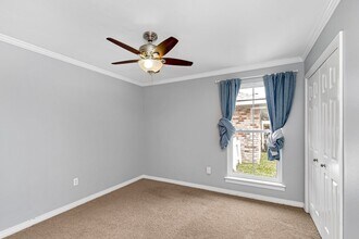 1336 Bullrush Dr in Baton Rouge, LA - Building Photo - Building Photo