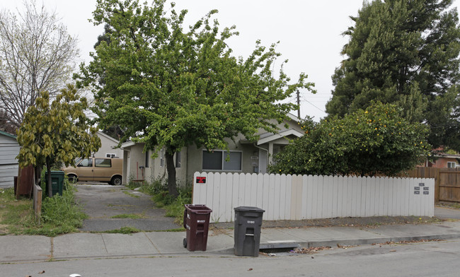 22637-22645 Happyland Ave in Hayward, CA - Building Photo - Building Photo