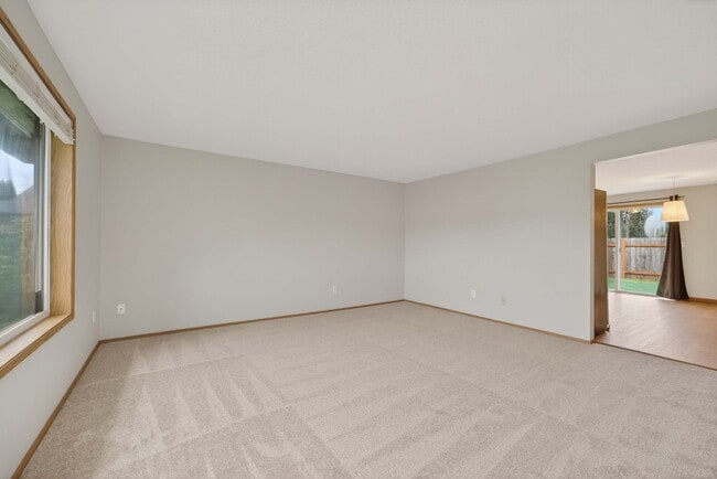 16905 NE 19th St in Vancouver, WA - Building Photo - Building Photo