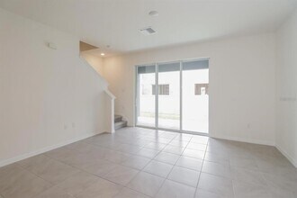 2893 Peony Pr Ln in Wesley Chapel, FL - Building Photo - Building Photo