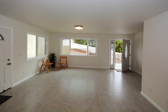 4494 Sierra Dr in Honolulu, HI - Building Photo - Building Photo