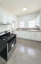 435 W 4th St in Long Beach, CA - Building Photo - Building Photo