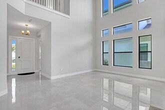 13025 Feathering Wy in Palm Beach Gardens, FL - Building Photo - Building Photo