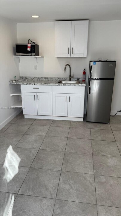 12764 SW 46th Ln in Miami, FL - Building Photo