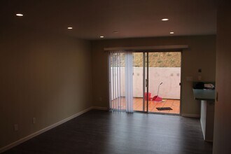 3970 Caminito Patricia in San Diego, CA - Building Photo - Building Photo