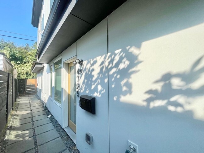 property at 4725 8th Ave NE