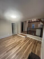 55 River Rd in New Boston, NH - Building Photo