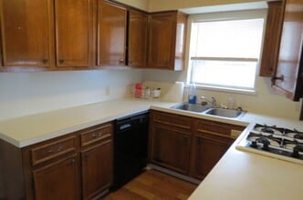 1917 20th St in Huntsville, TX - Building Photo - Building Photo