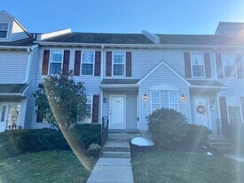 708 Chessie Ct in West Chester, PA - Building Photo