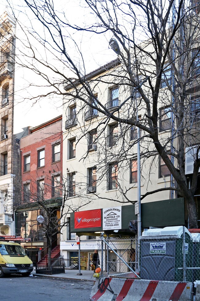 20 E 13th St in New York, NY - Building Photo - Building Photo