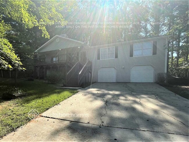 property at 3010 Mill Ct